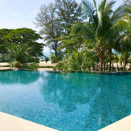 By The Beach - Luxury 2 Bedrooms Family Suite Batu Feringgi Dış mekan fotoğraf
