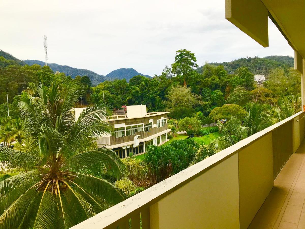 By The Beach - Luxury 2 Bedrooms Family Suite Batu Feringgi Dış mekan fotoğraf